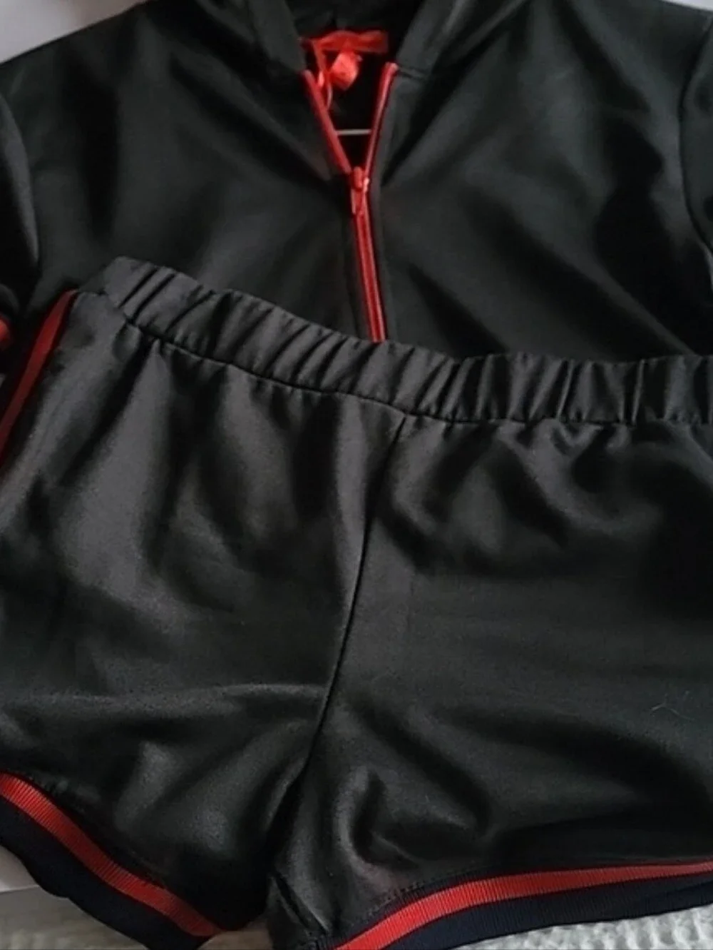 New Black & Red Stripes Short Sleeve Hoodie & Shorts Set